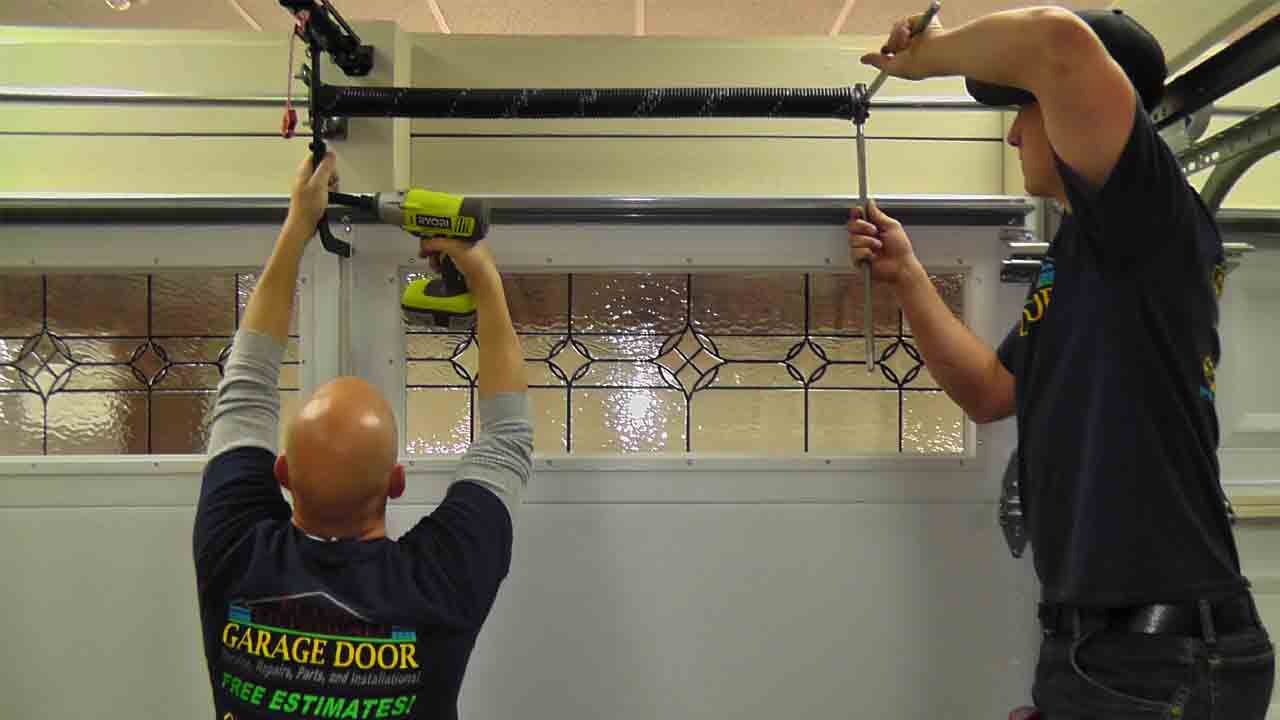 Garage Door Repair in Royal Oak, MI